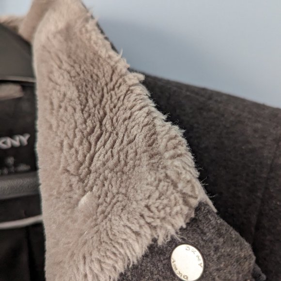 DKNY Women Winter Coat - Size Medium - Picture 7 of 10